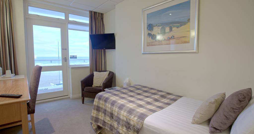 Sandbanks Hotel Poole Bagian luar foto