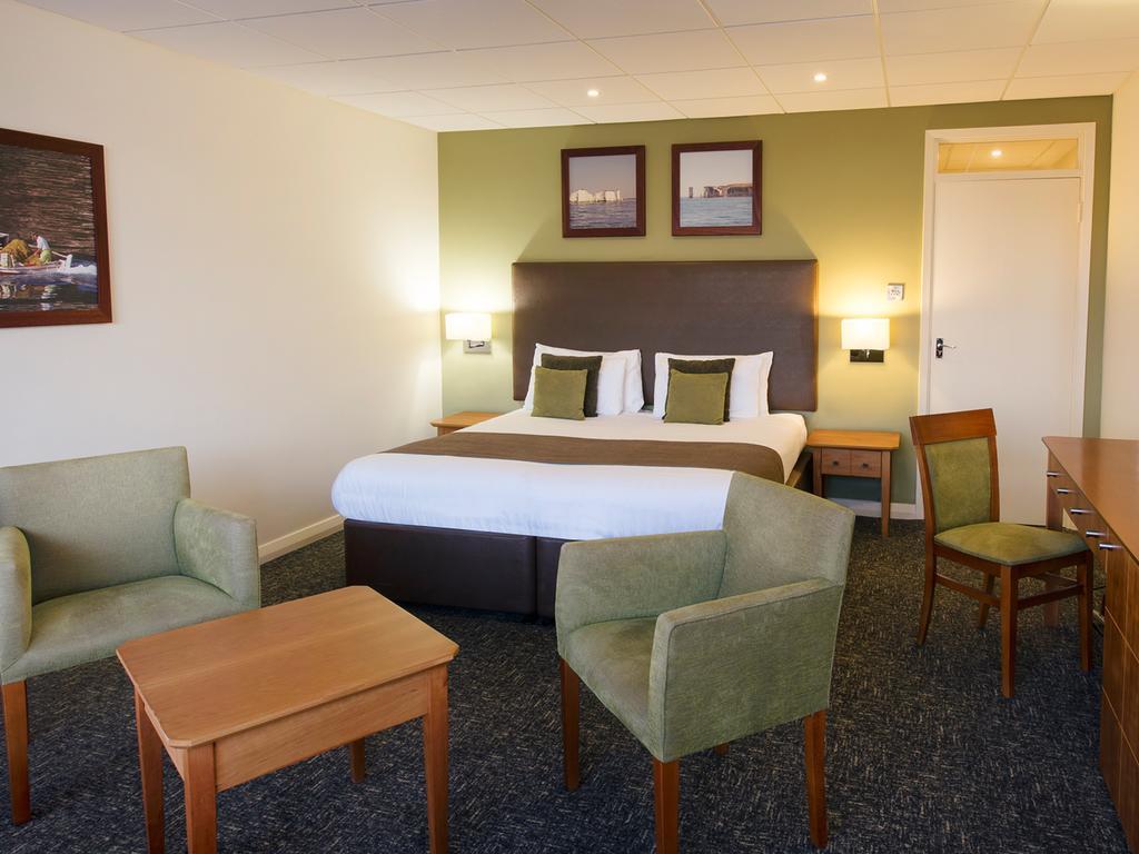 Sandbanks Hotel Poole Bagian luar foto